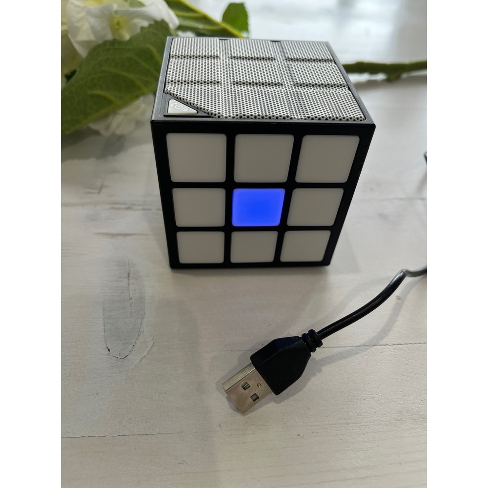 Retro Cube Bluetooth Speaker with LED Lights USB‎ Charging Portable